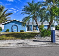 Waterfront Home w/Dock + Kayaks: 2Mi to Beach - Accommodation Ohio