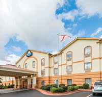Days Inn  Suites by Wyndham Prattville-Montgomery - Accommodation Ohio