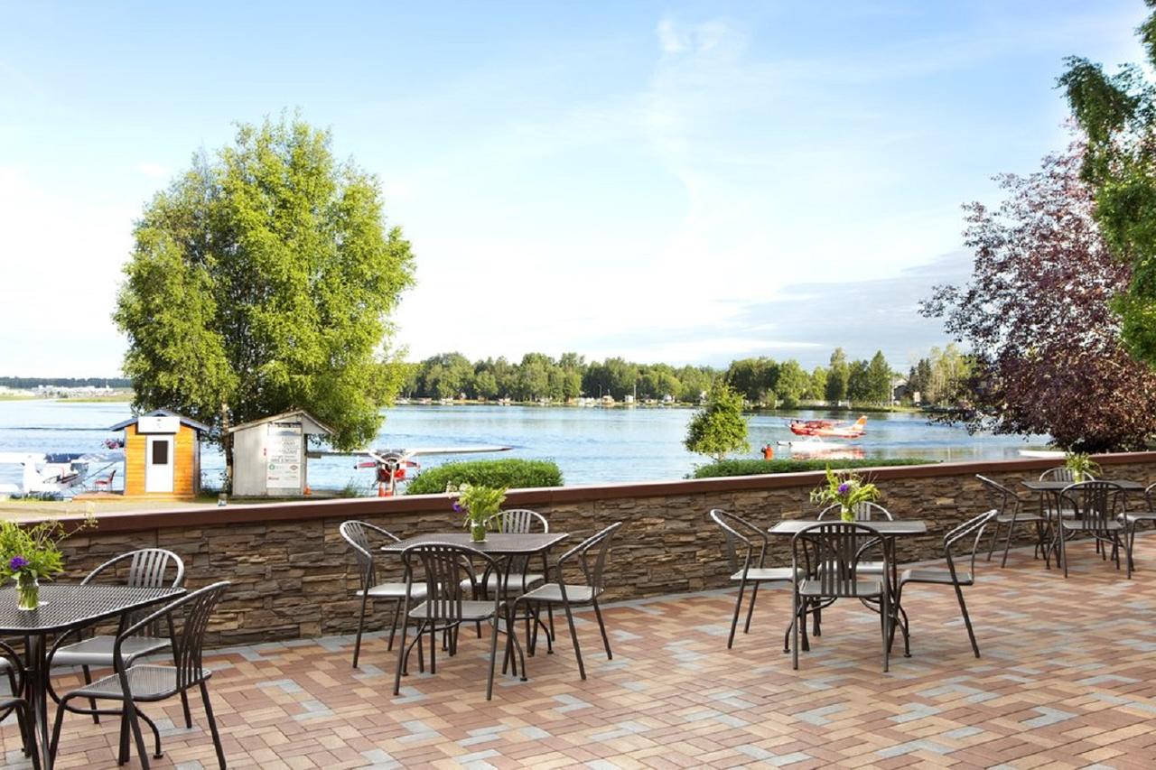 The Lakefront Anchorage - thumb 14