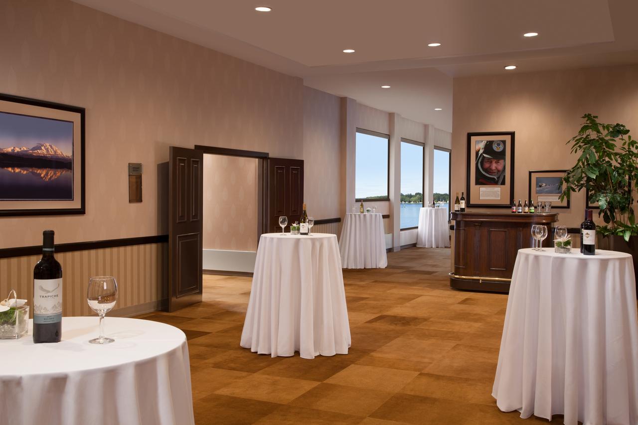 The Lakefront Anchorage - thumb 29