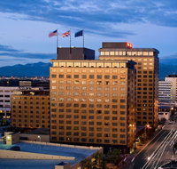 The Hotel Captain Cook - Accommodation Ohio