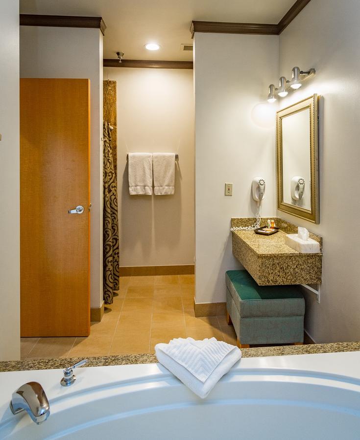 Dimond Center Hotel - thumb 17