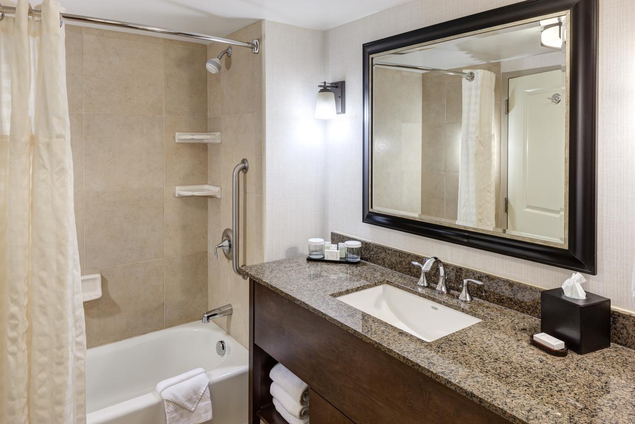 Embassy Suites Anchorage - thumb 25