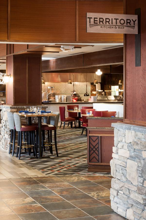 Embassy Suites Anchorage - thumb 7