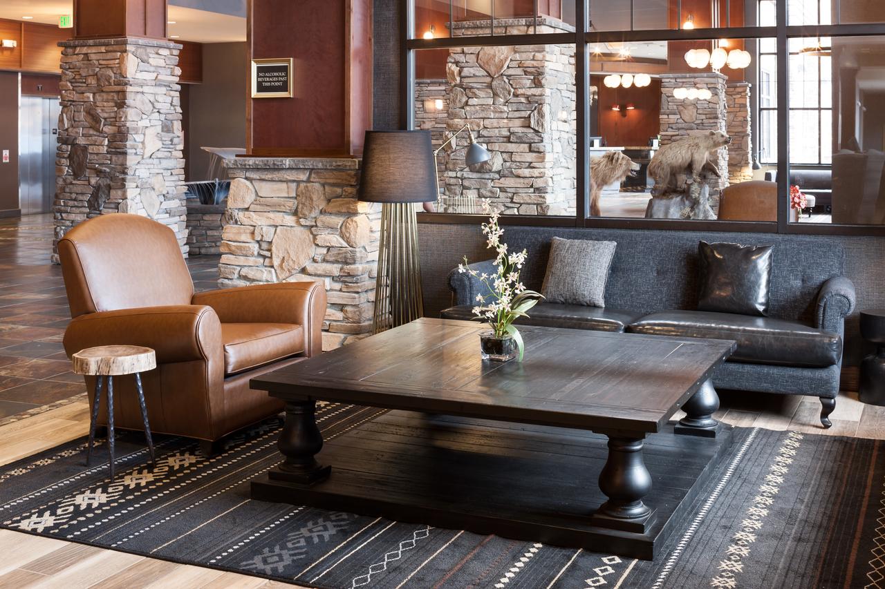 Embassy Suites Anchorage - thumb 2