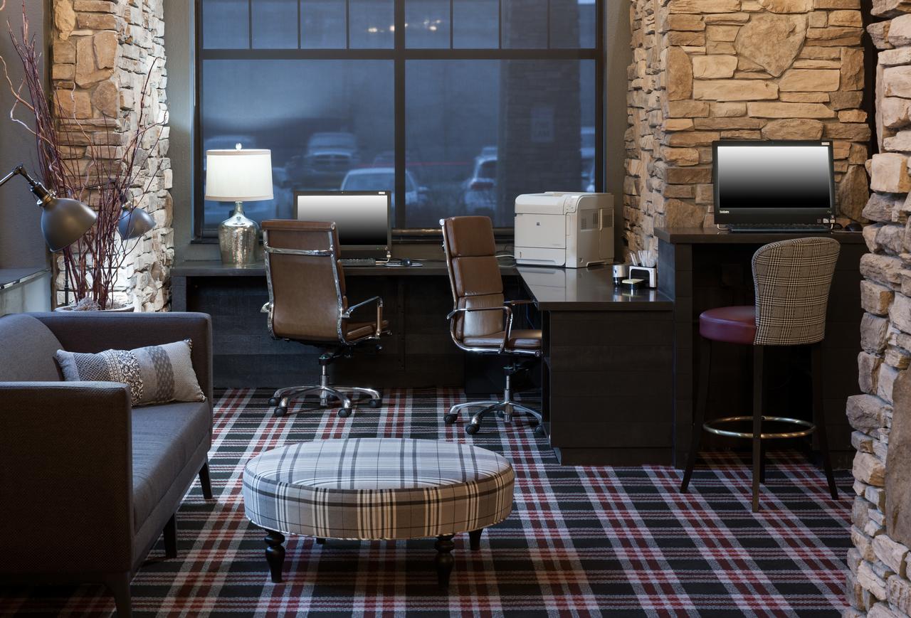 Embassy Suites Anchorage - thumb 13