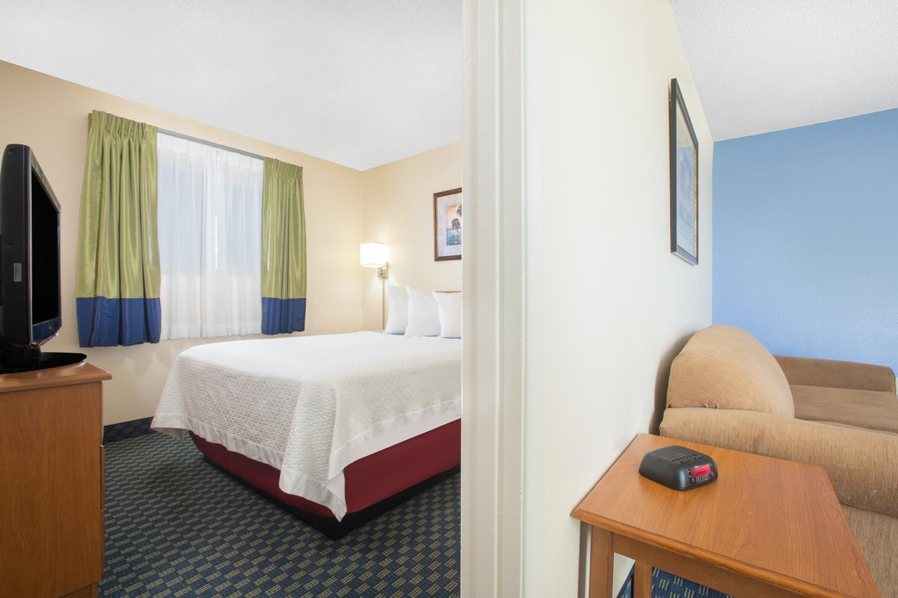 Days Inn By Wyndham Lake Havasu - thumb 30
