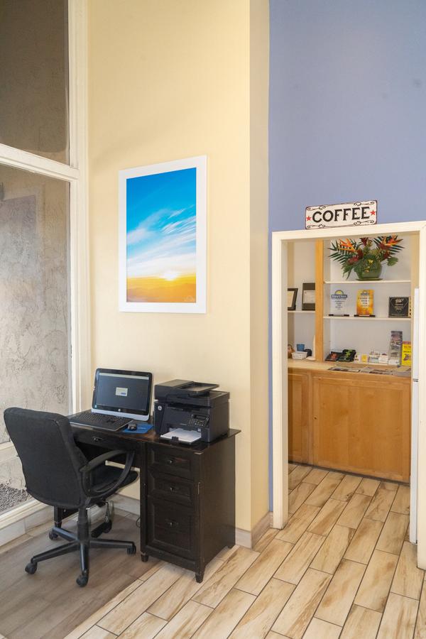 Days Inn By Wyndham Lake Havasu - thumb 1