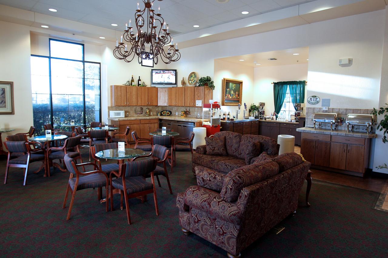 Gateway Studio Suites - thumb 16