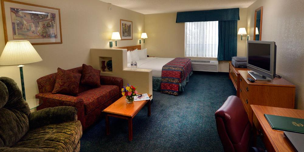 Gateway Studio Suites - thumb 2