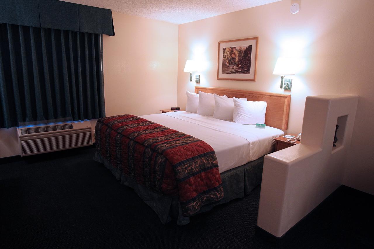 Gateway Studio Suites - thumb 10