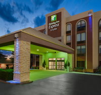 Holiday Inn Express Hotel  Suites Bentonville - Accommodation Ohio