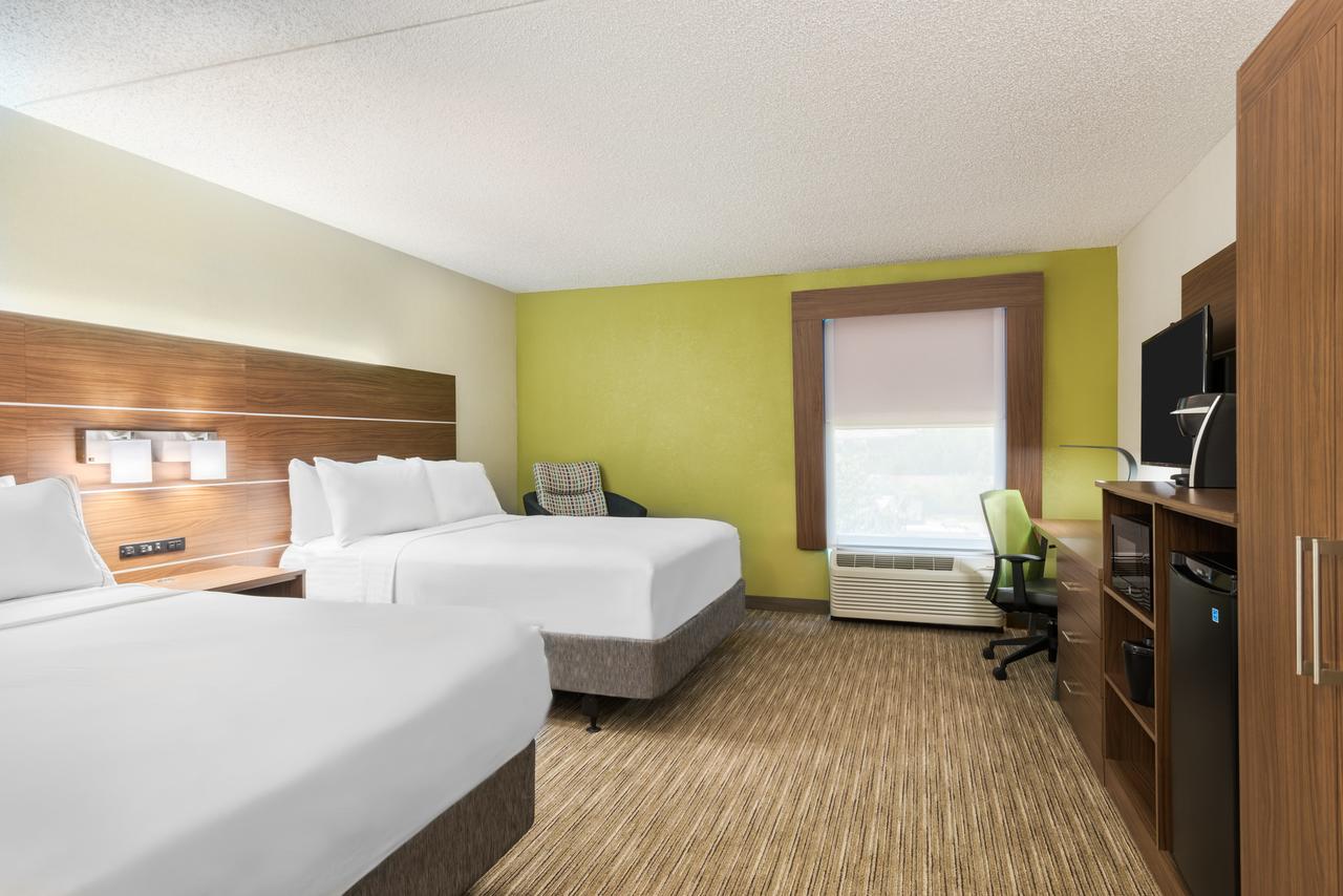 Holiday Inn Express Hotel & Suites Bentonville - thumb 6