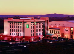 Embassy Suites Hot Springs - Hotel & Spa