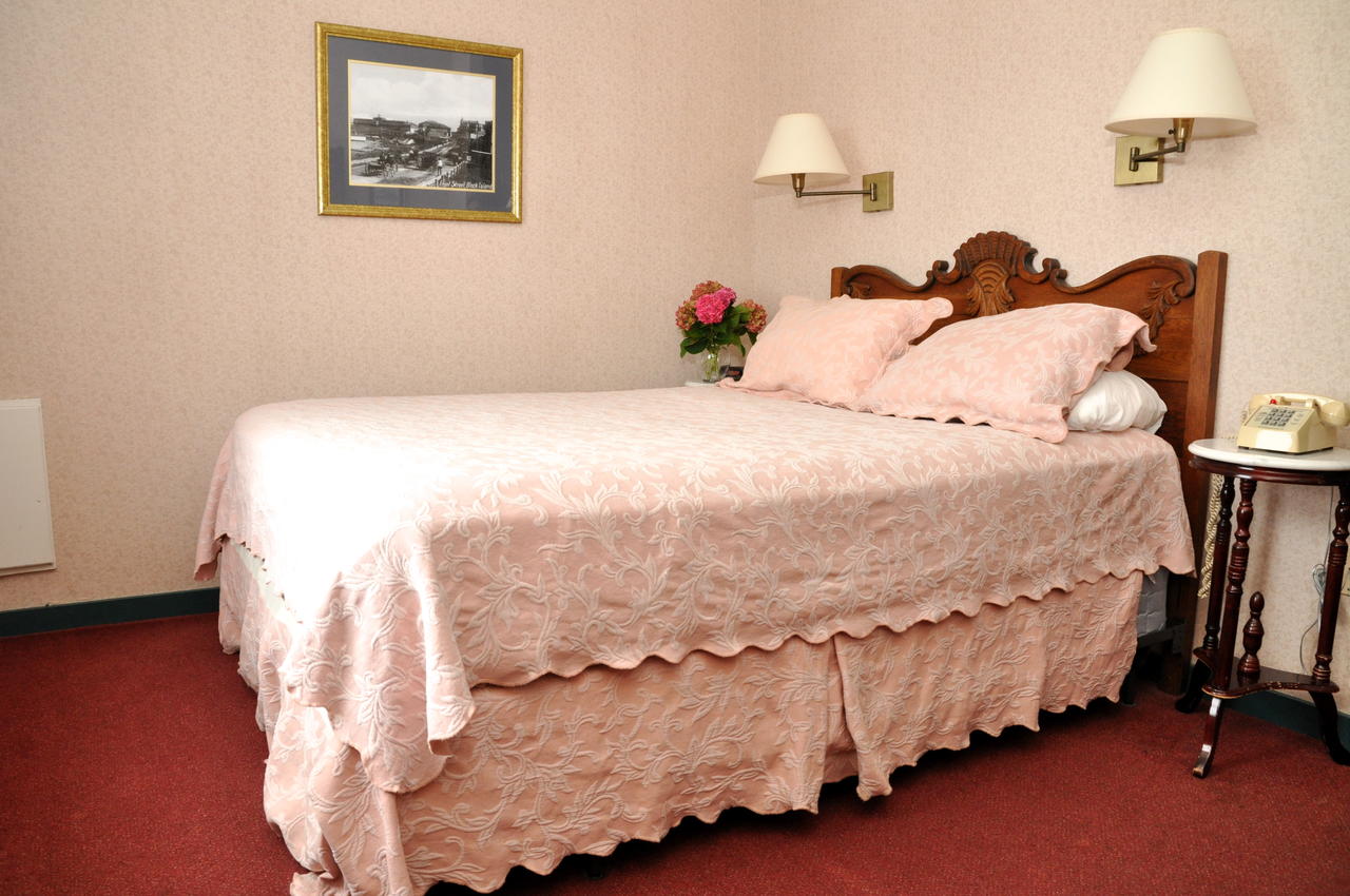 National Hotel - thumb 8