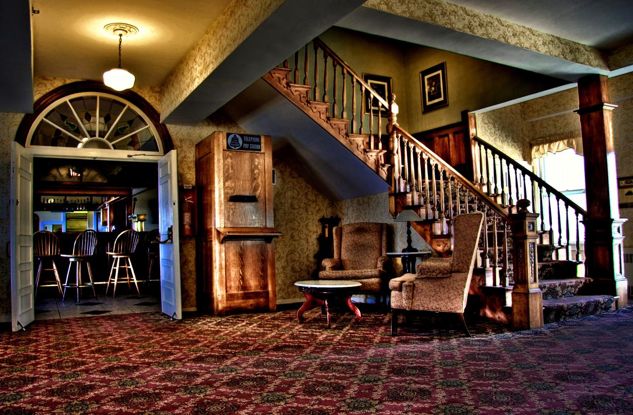 National Hotel - thumb 23