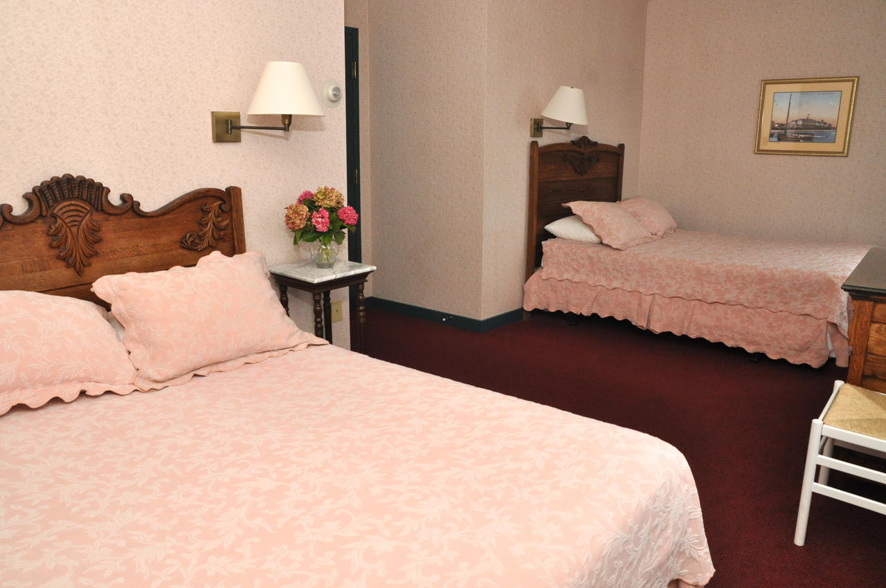 National Hotel - thumb 10