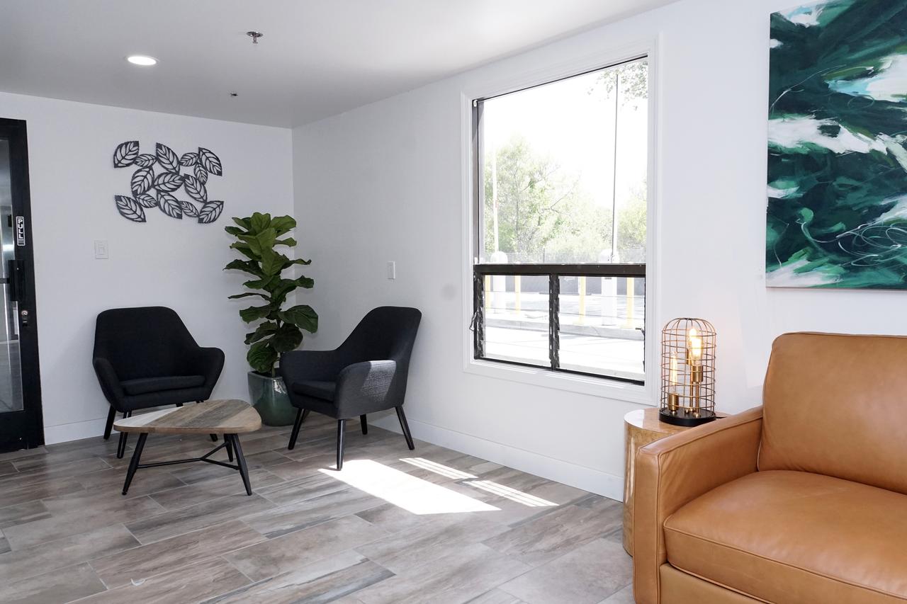 Riverleaf Inn Mission Valley - thumb 14