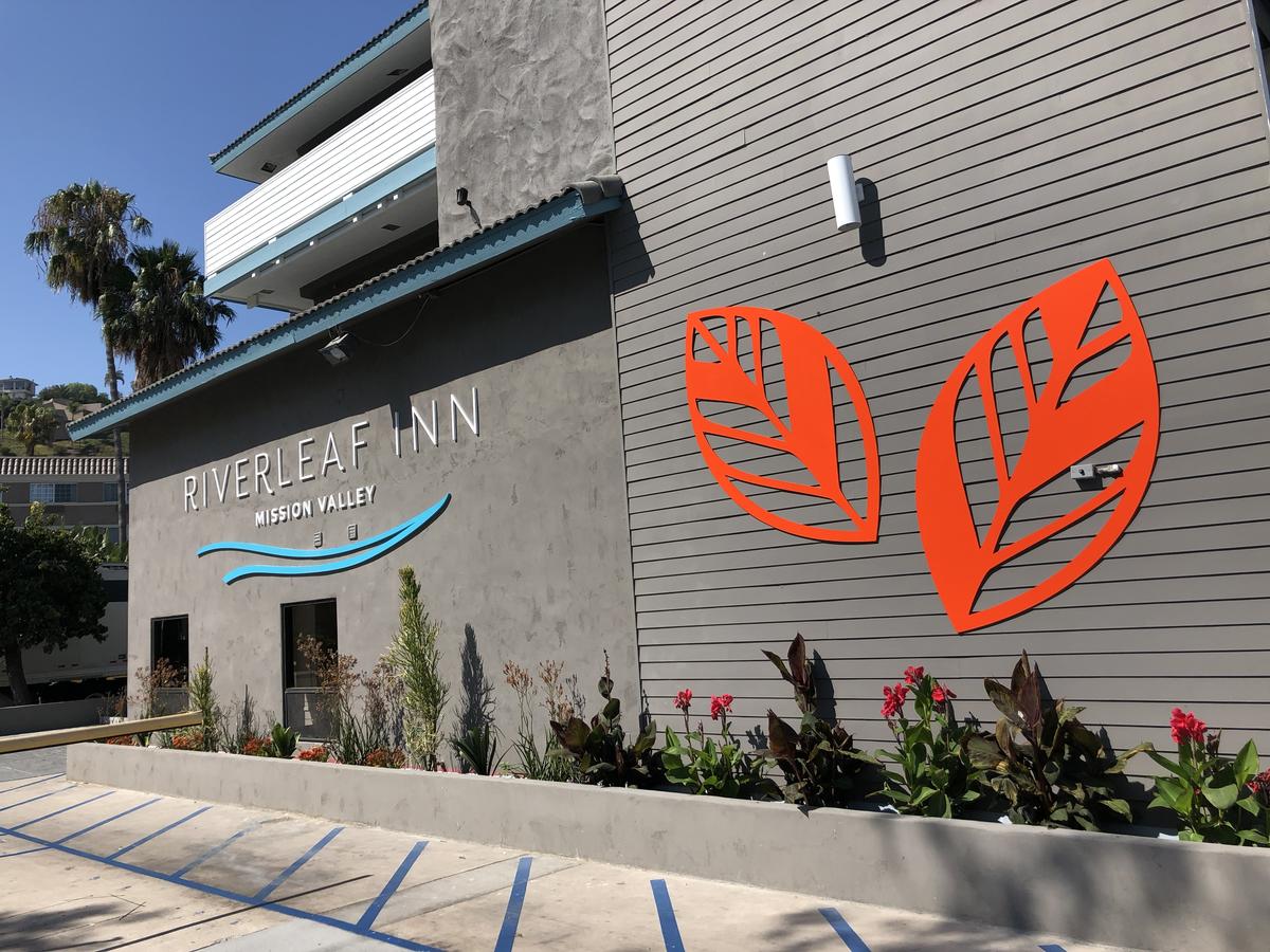 Riverleaf Inn Mission Valley - thumb 3