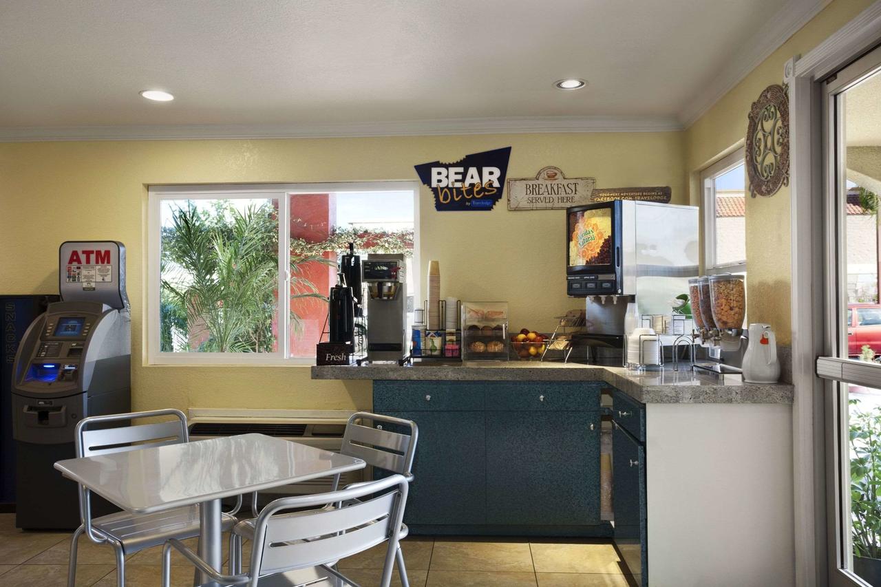 Travelodge By Wyndham San Diego Downtown Convention Center - thumb 31