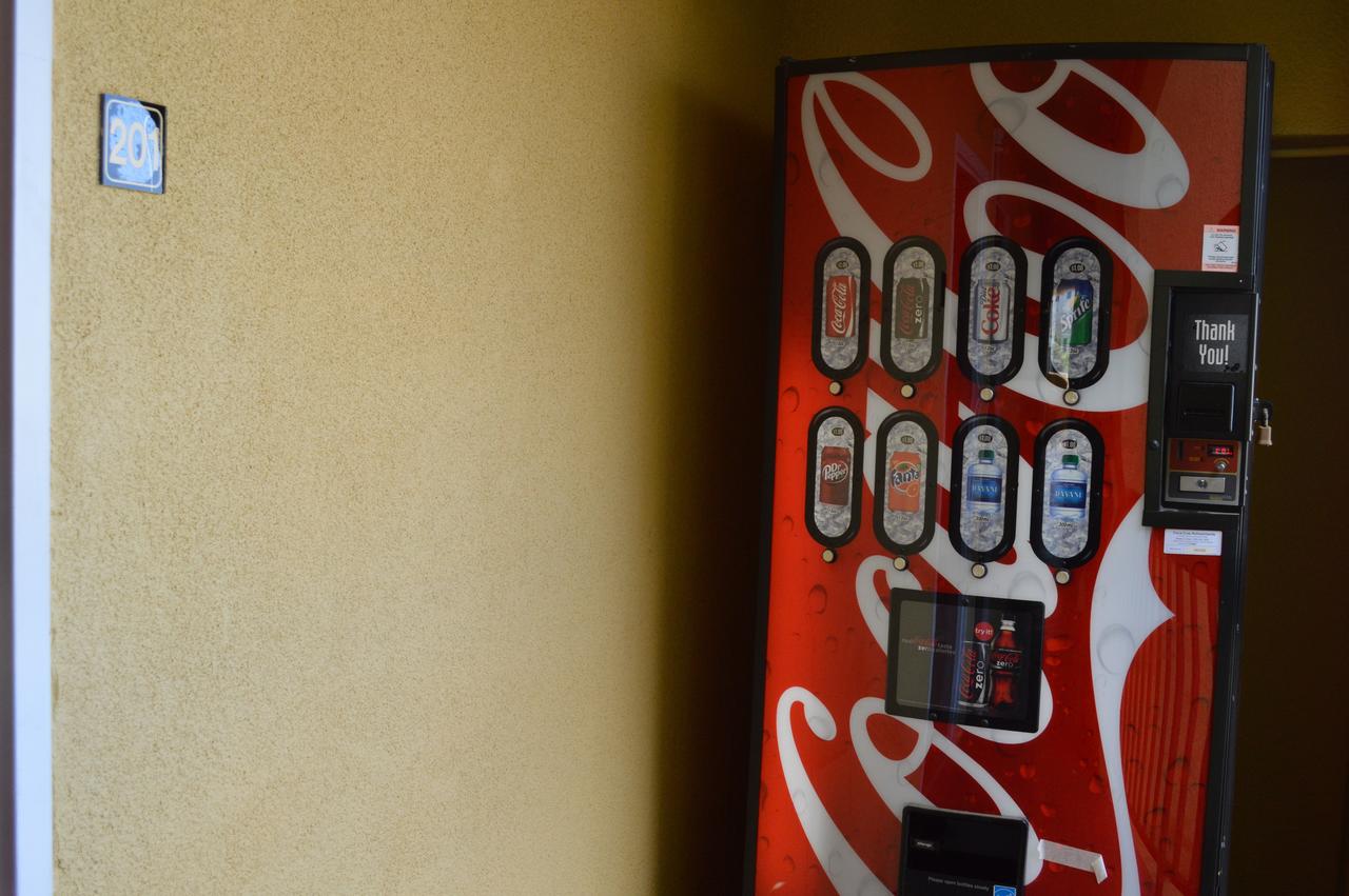 Travelodge By Wyndham San Diego Downtown Convention Center - thumb 24