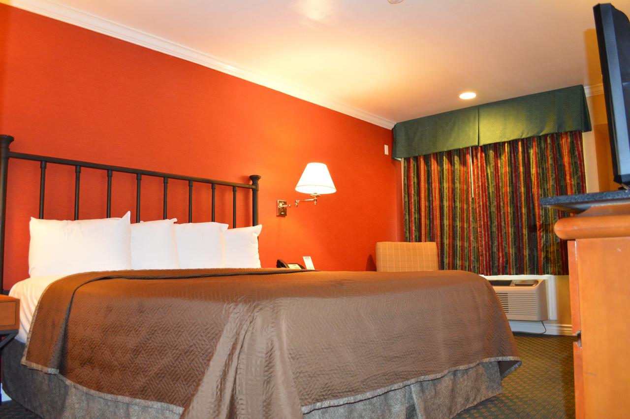 Travelodge By Wyndham San Diego Downtown Convention Center - thumb 9