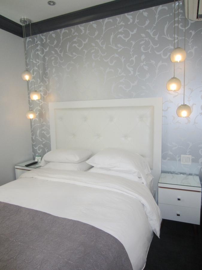 La Pensione Hotel - thumb 4