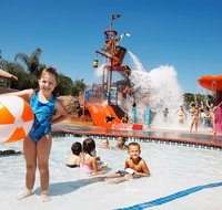 Howard Johnson by Wyndham Anaheim Hotel  Water Playground - Accommodation Ohio