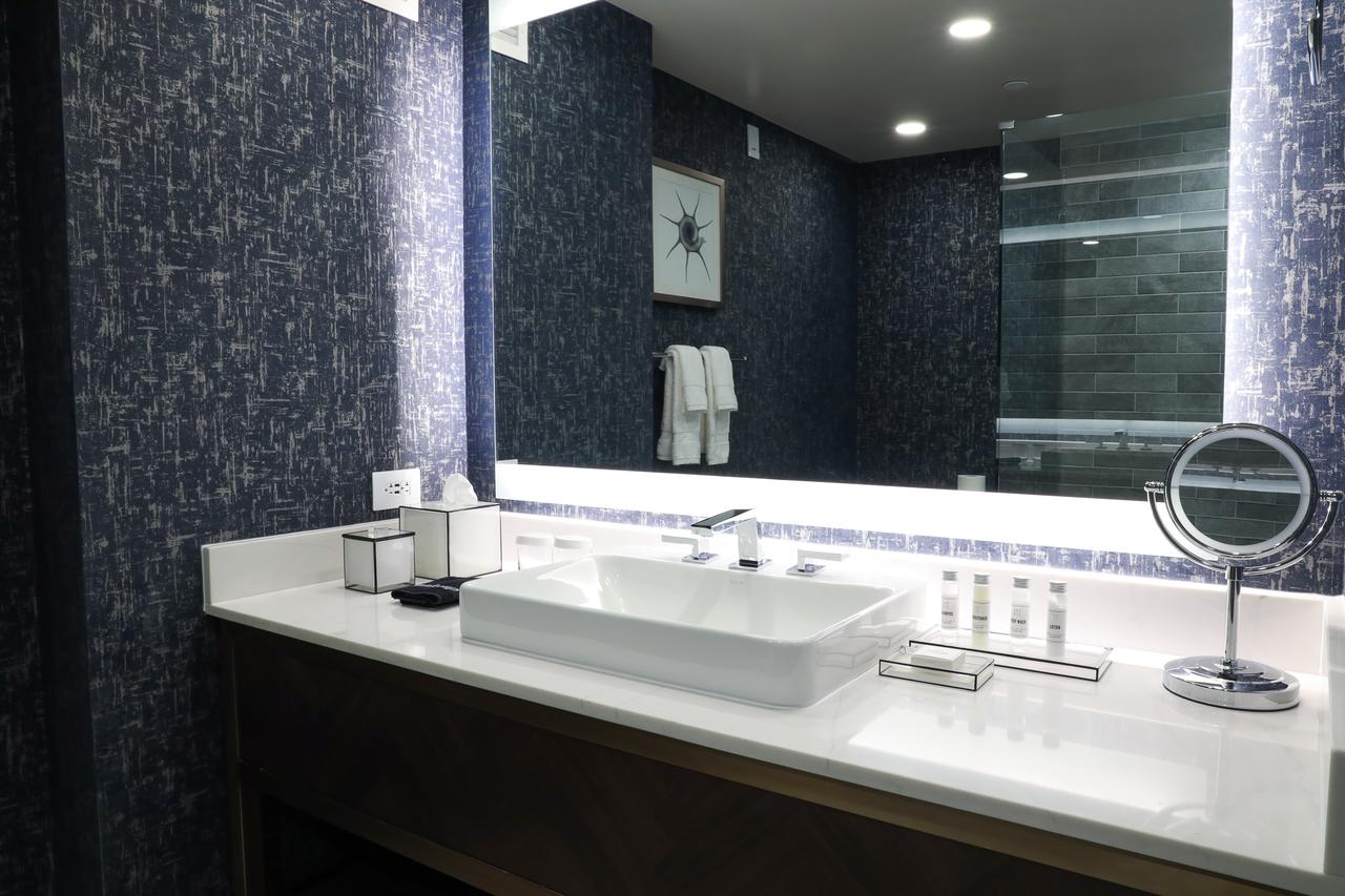 Carte Hotel San Diego Downtown, Curio Collection By Hilton - thumb 9