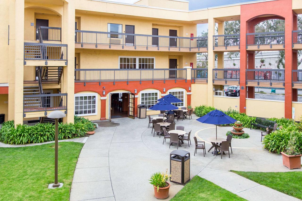 Comfort Inn & Suites San Francisco Airport North - thumb 12