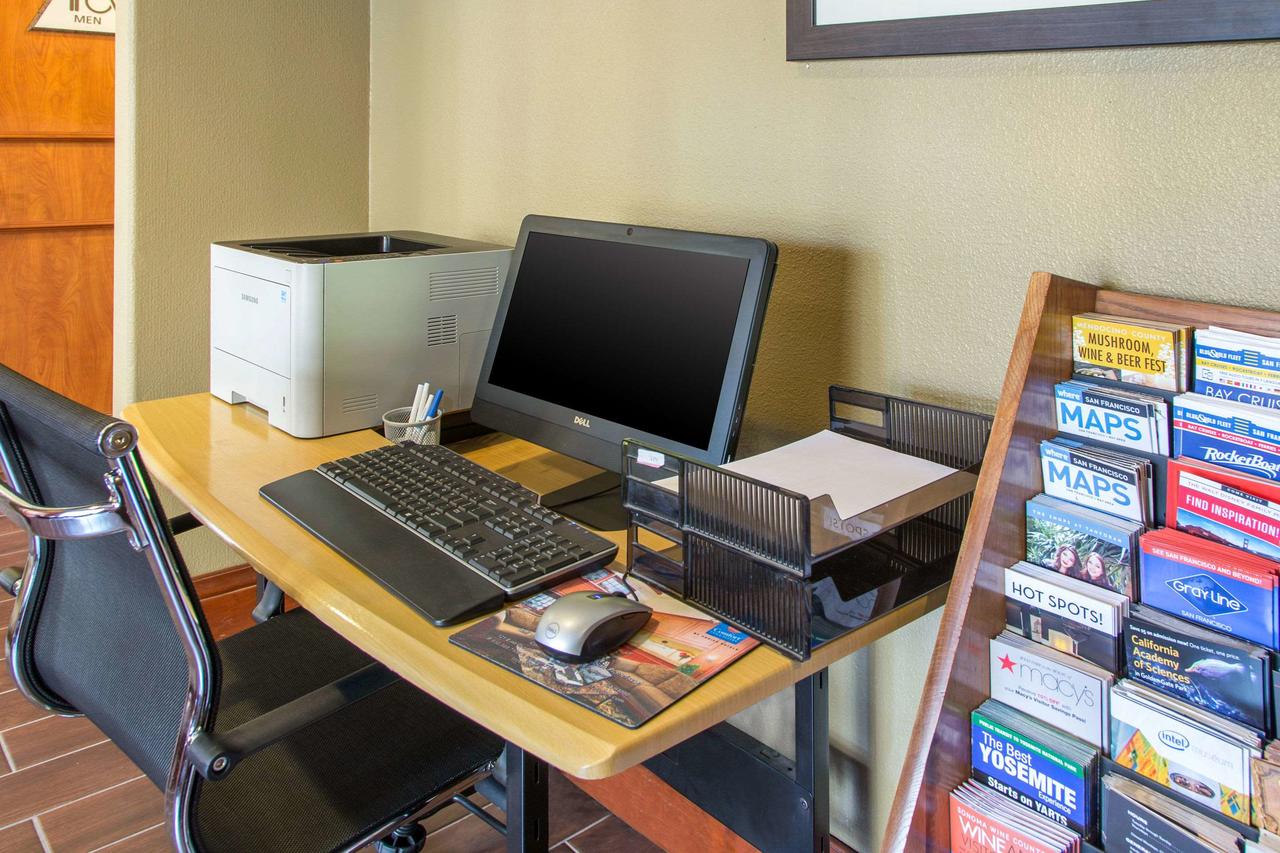 Comfort Inn & Suites San Francisco Airport North - thumb 4