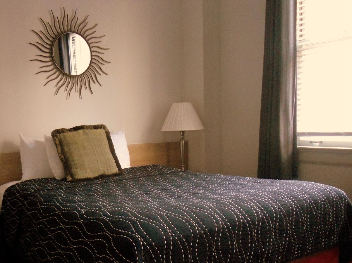 Touchstone Hotel - City Center - thumb 12