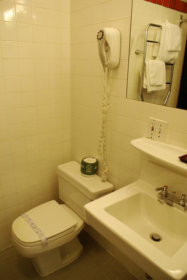 Touchstone Hotel - City Center - thumb 24
