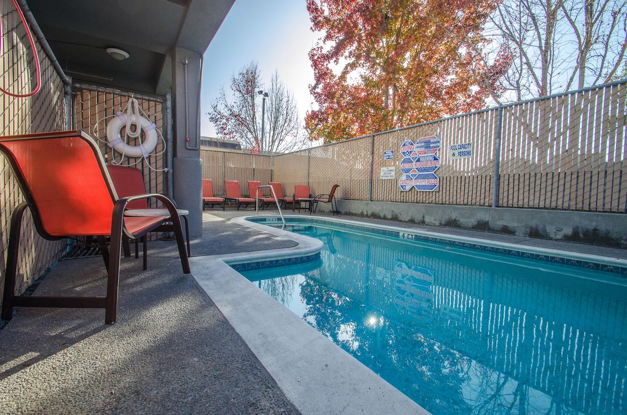 Continental Inn - thumb 1