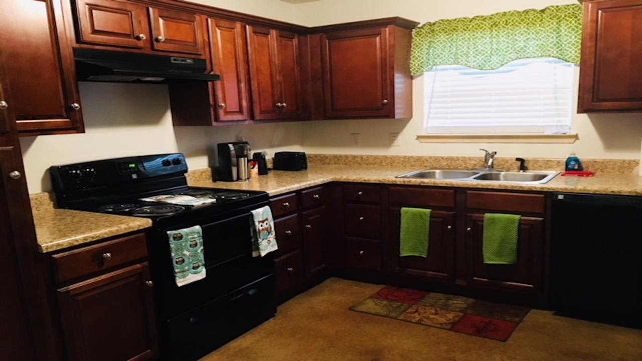 Gorgeous Centrallly Located In Conway - thumb 25