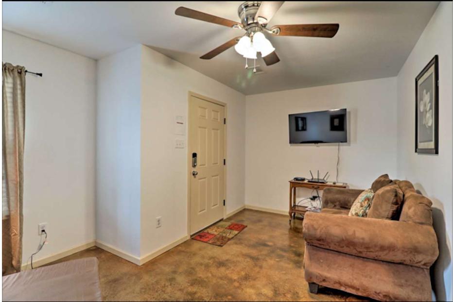 Gorgeous Centrallly Located In Conway - thumb 30