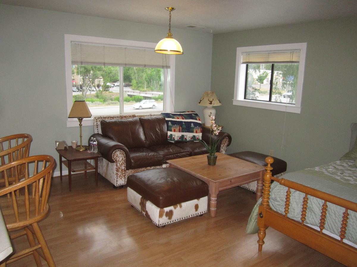 Wapiti Lodge - thumb 10