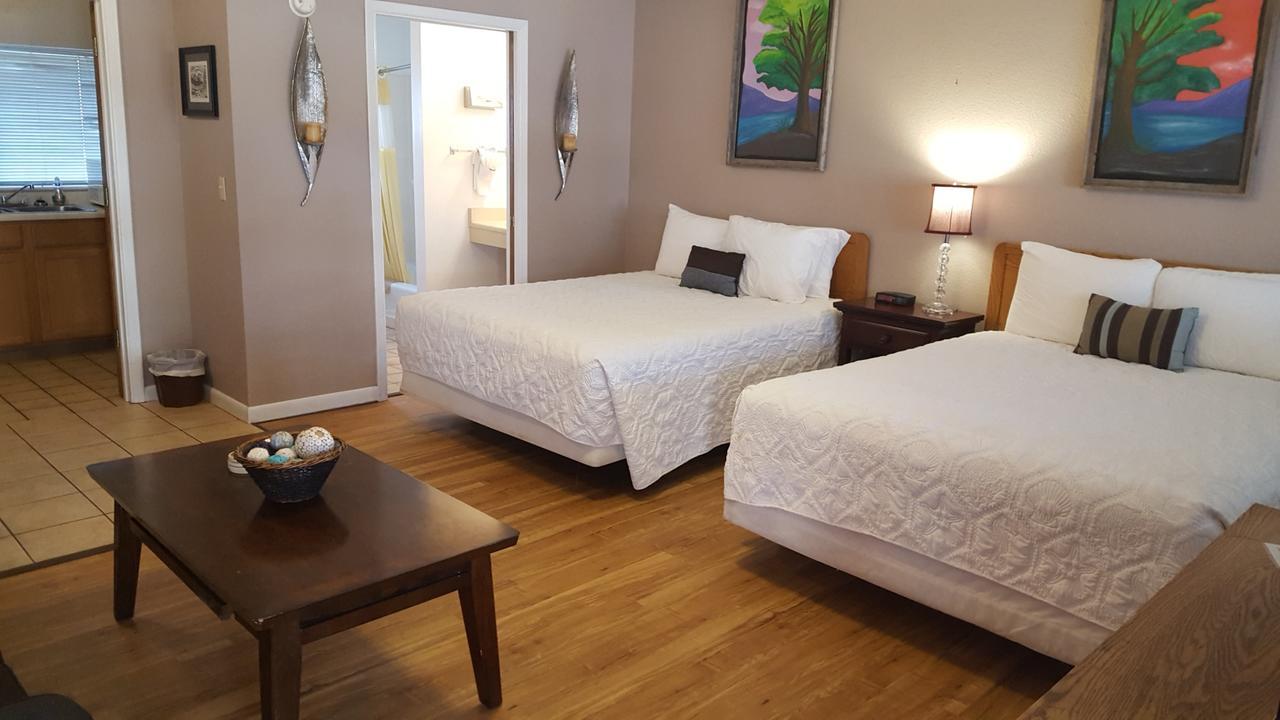 Wapiti Lodge - thumb 0