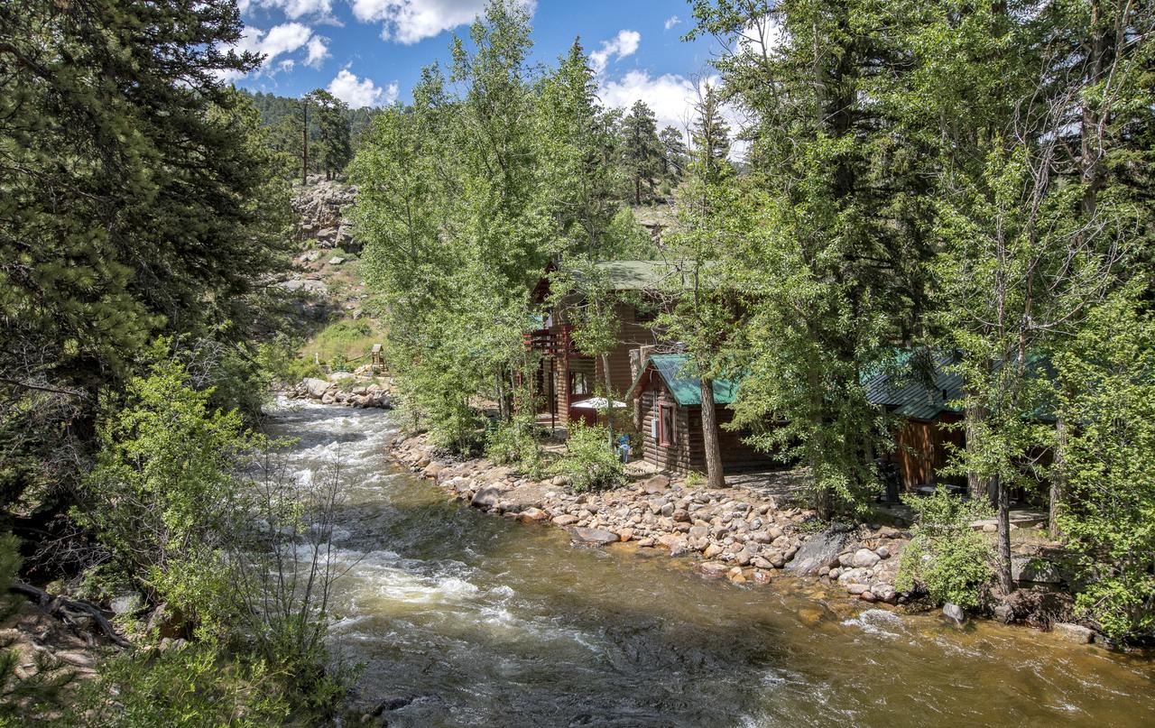 Swiftcurrent Lodge - thumb 11