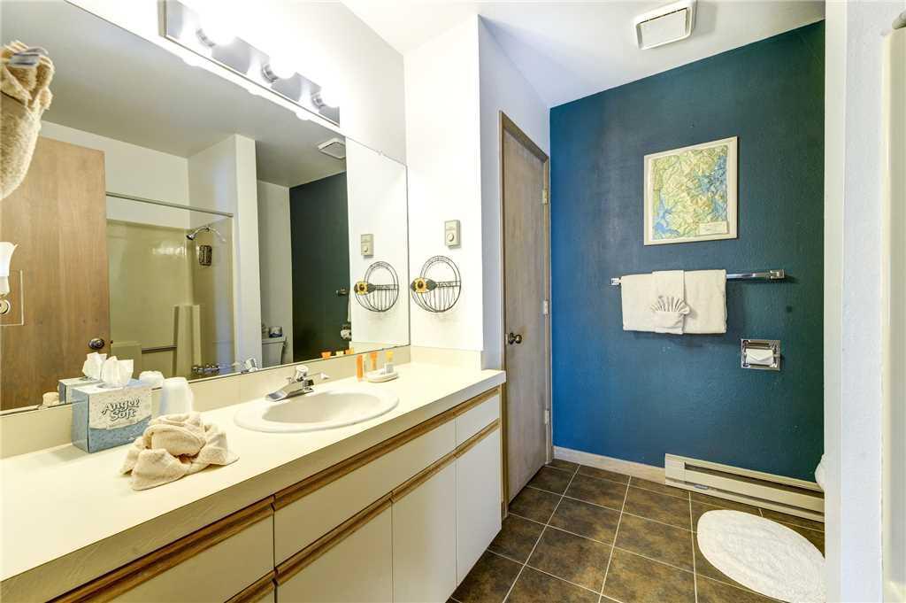 Adams Condominium (2 Bedroom Condo) - thumb 42