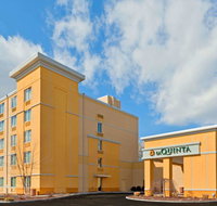 La Quinta by Wyndham Danbury - Accommodation Ohio
