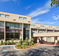 Red Lion Hotel Cromwell - Accommodation Ohio