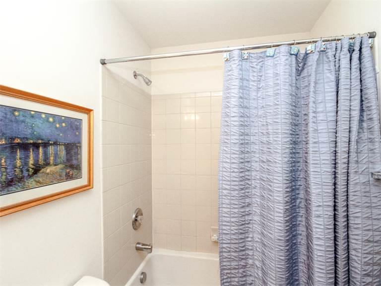 7 St. George Street Home - thumb 30