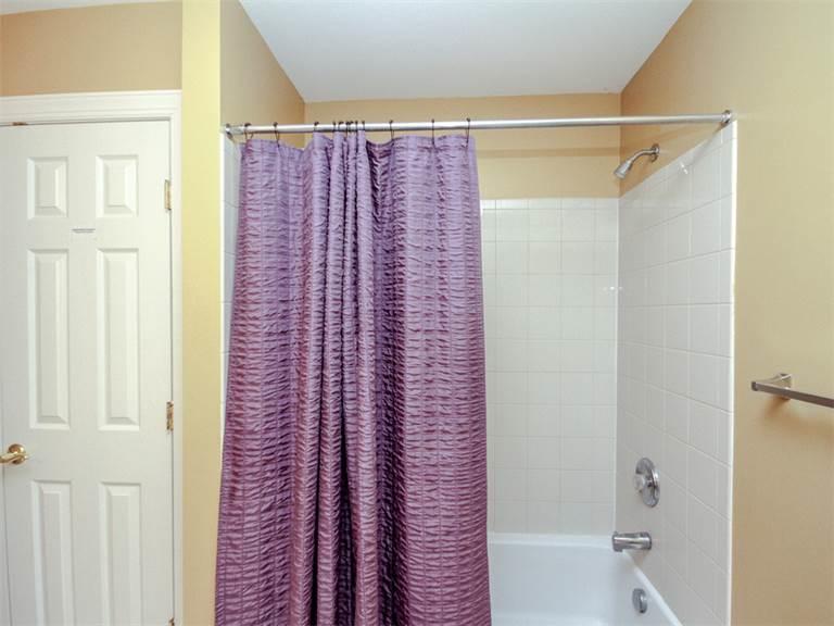 7 St. George Street Home - thumb 9