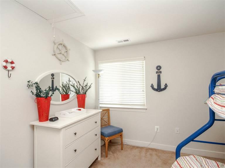 7 St. George Street Home - thumb 2