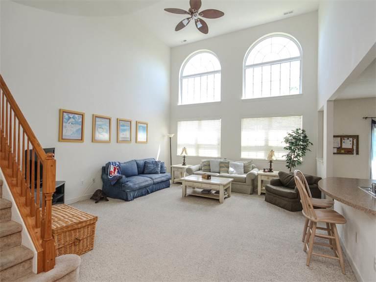 7 St. George Street Home - thumb 7