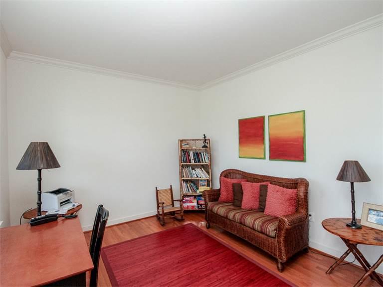 7 St. George Street Home - thumb 14