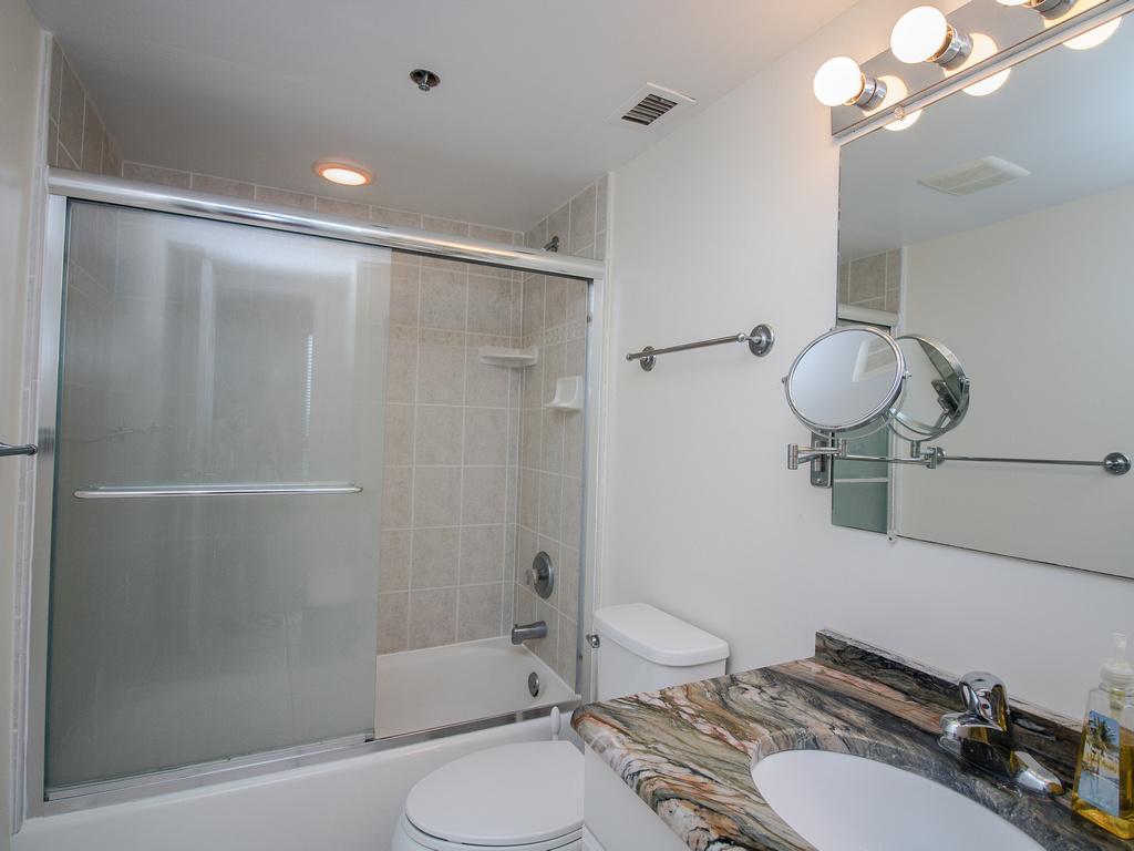 111 Farragut House Condo - thumb 13