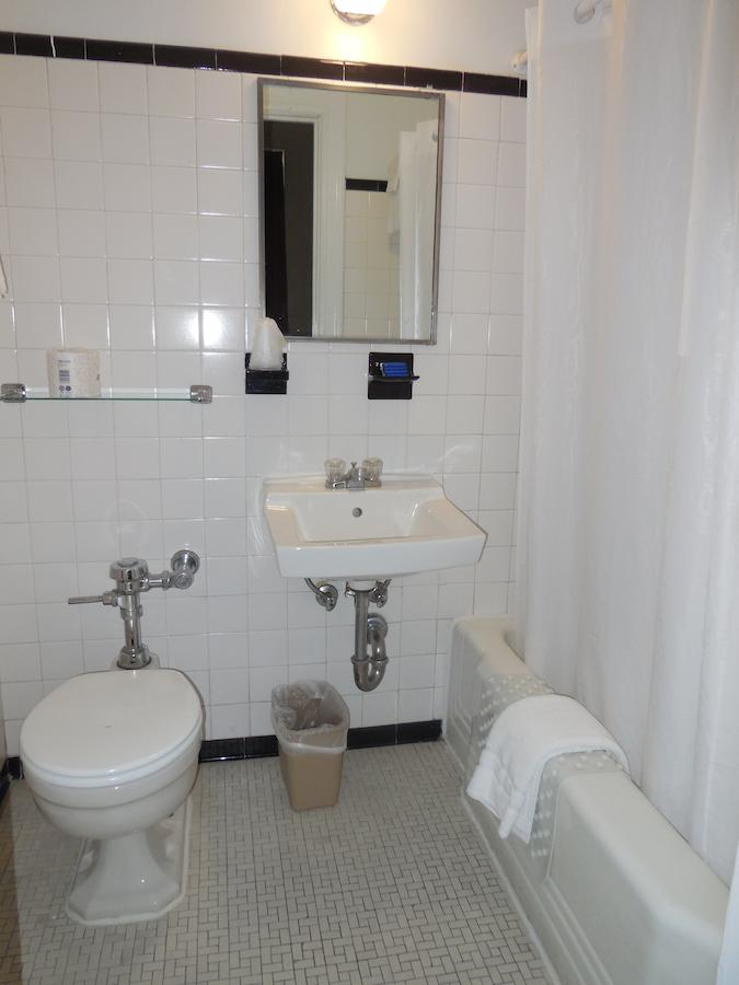 Hotel Harrington - thumb 36