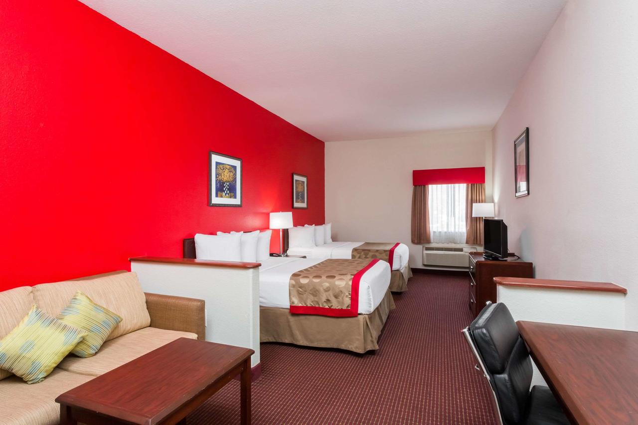 Quality Inn - thumb 12